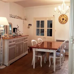 Holiday home House At The Foot Of The Castle Of Fougeres